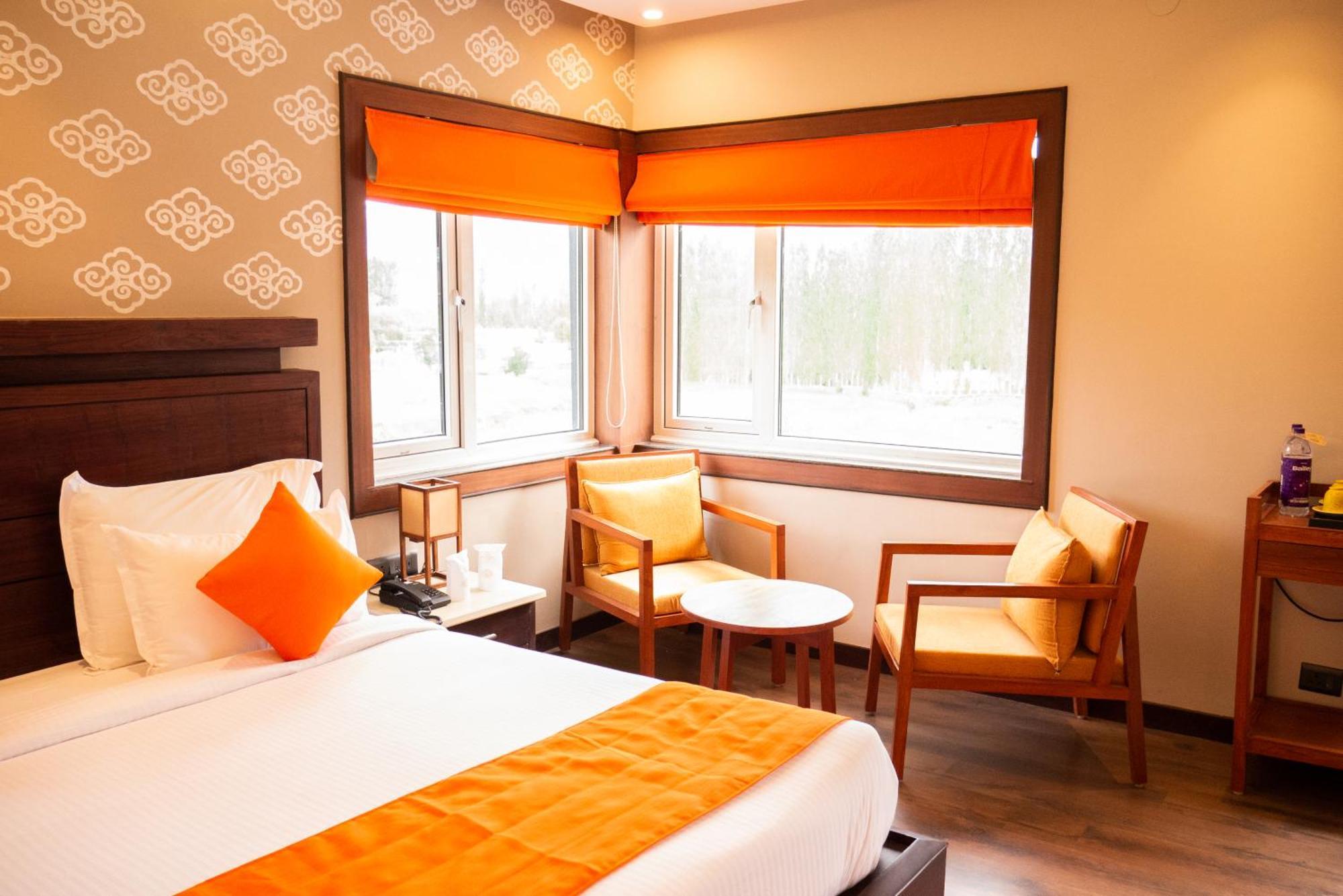 Angkasa Ladakh Resort Leh Extérieur photo