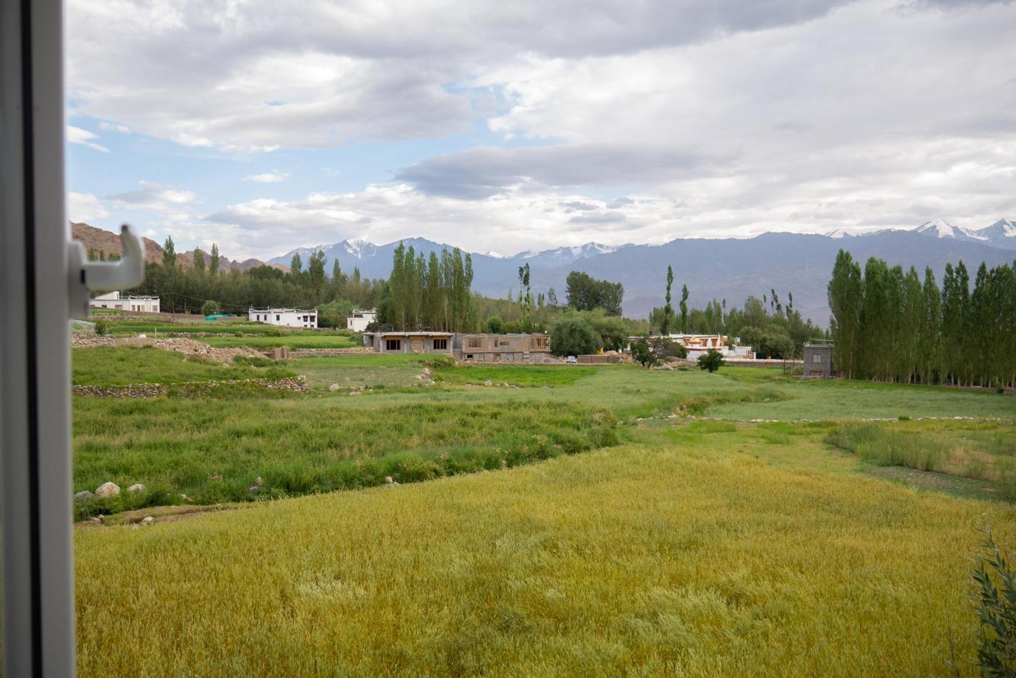 Angkasa Ladakh Resort Leh Extérieur photo
